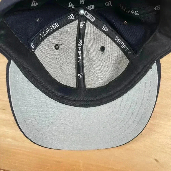 Seattle Mariners double S New Era fitted hat, navy blue, original fit size 7 1/4 - Picture 3 of 6